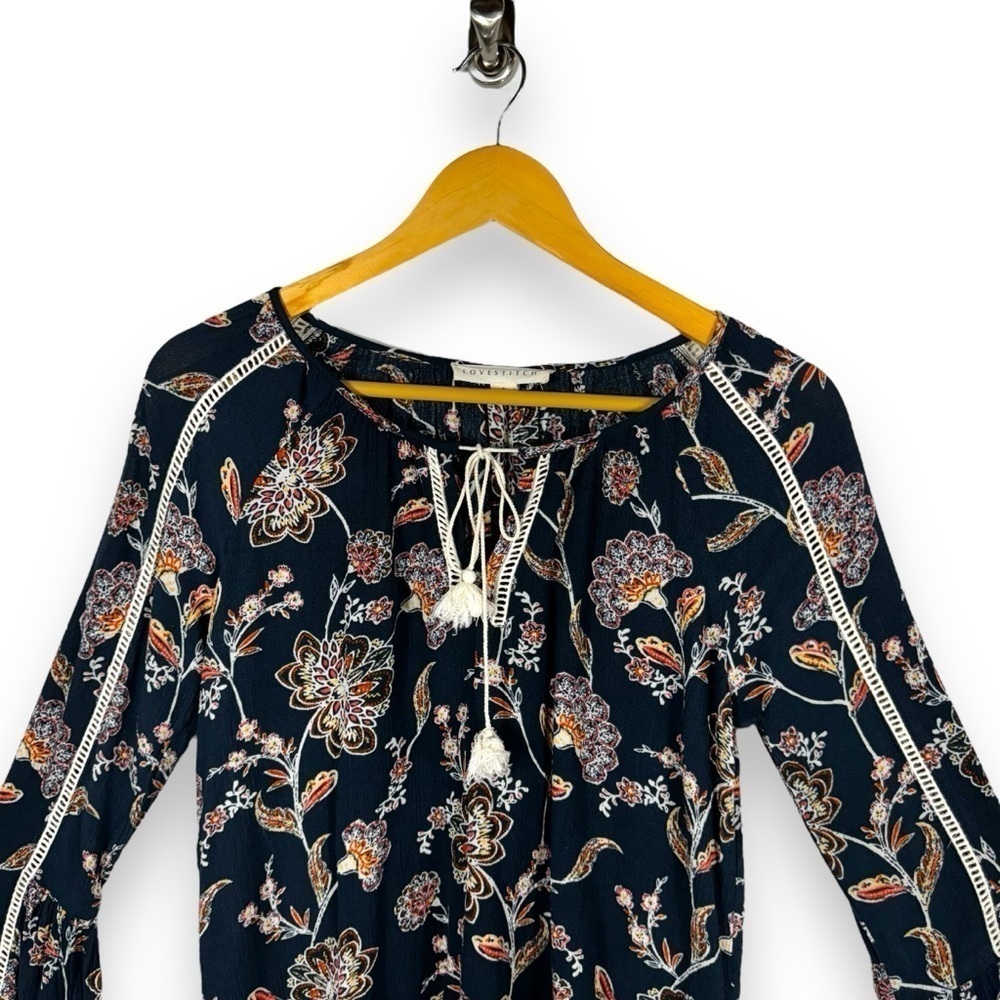 4 for $40 SALE! Lovestitch Floral Print Lace Detail Bell Sleeve Top, Navy, Sz S - Picture 3 of 13